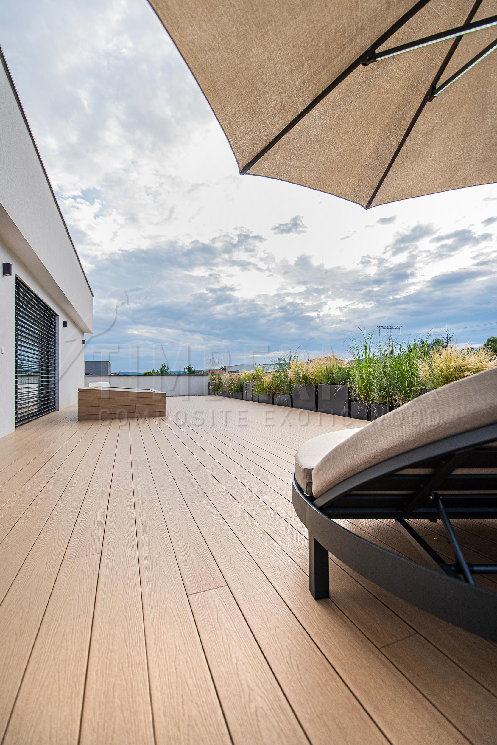 roof terrace with composite terrace boards and relaxation area