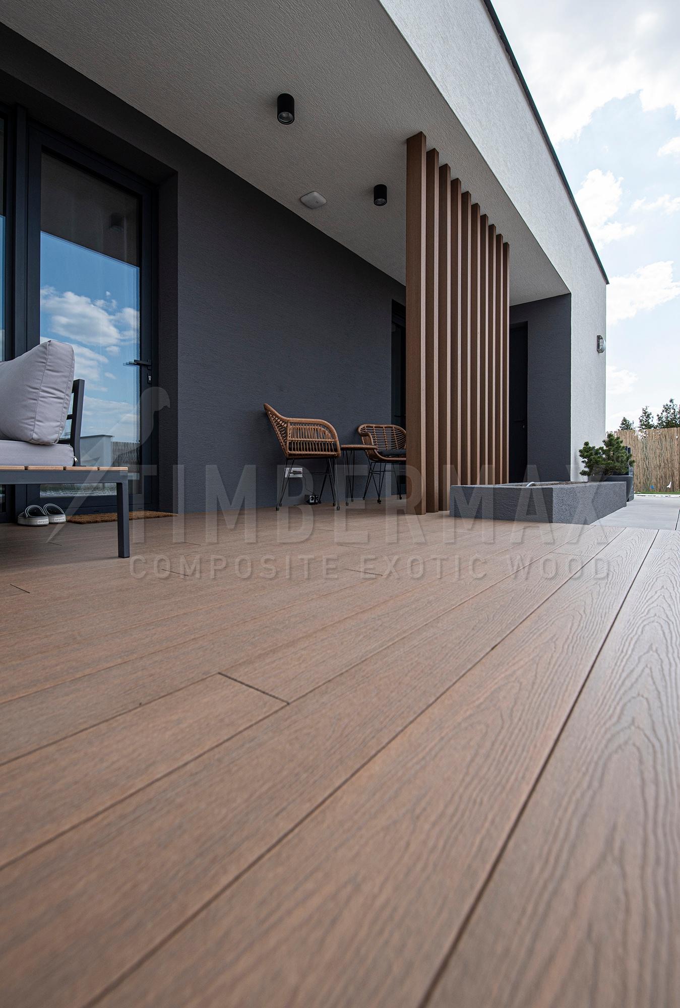 detail of the wpc floor for the terrace at the entrance of the house