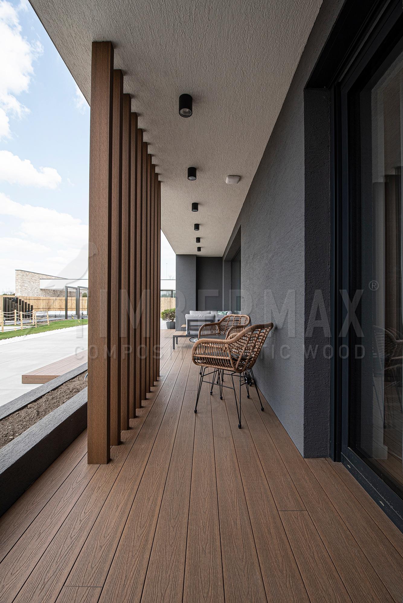 wpc boards for the terrace by the covered corridor with sunshades