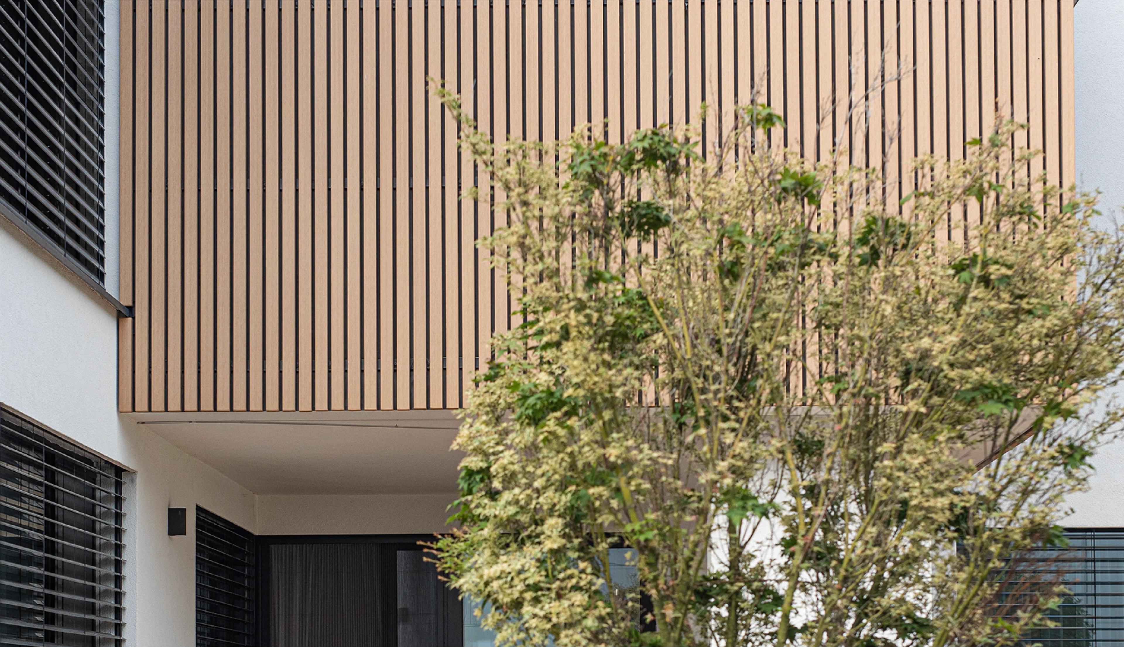 Timbermax rainscreen composite cladding – feature detail 1